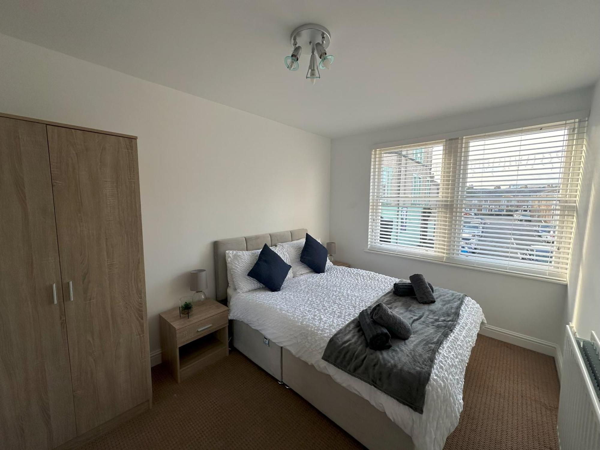 Curwen Apartment Уоркингтън Екстериор снимка